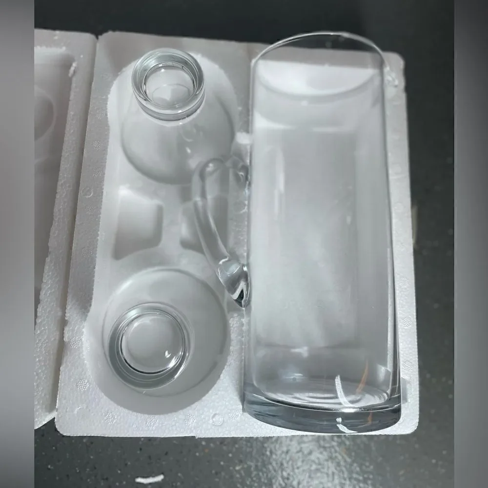 4 NEW! Ultimate Holiday Serving Set Includes Glass Pitcher Stir Stick & 2 Glasse